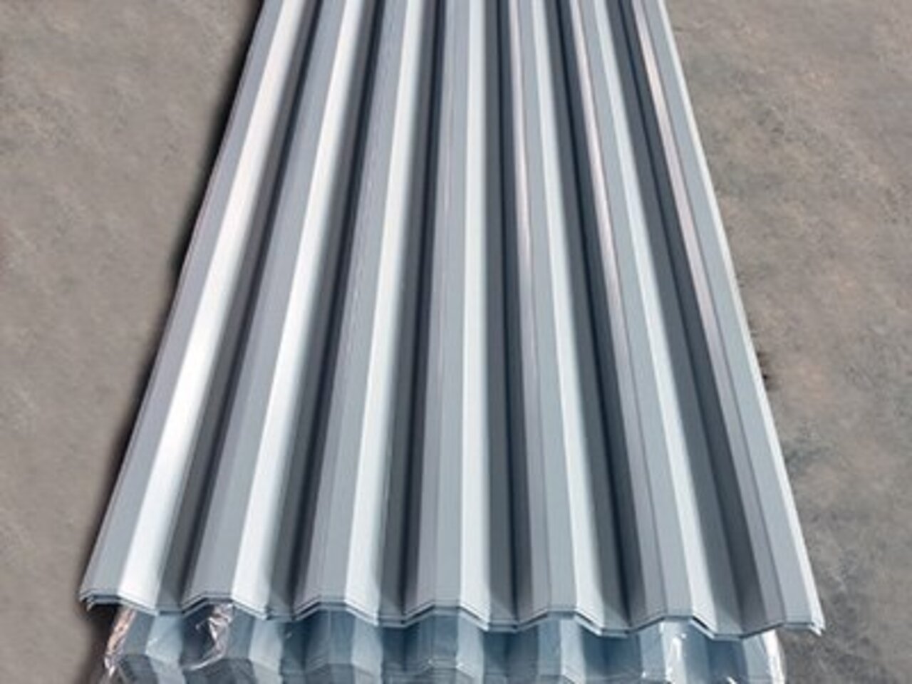 <b>YX35-125-750型彩鋼瓦</b>