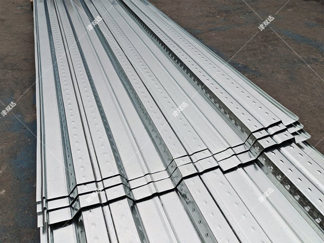 <b>yx51-342-1025型樓承板</b>